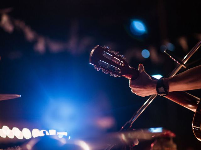 Tom Cochrane